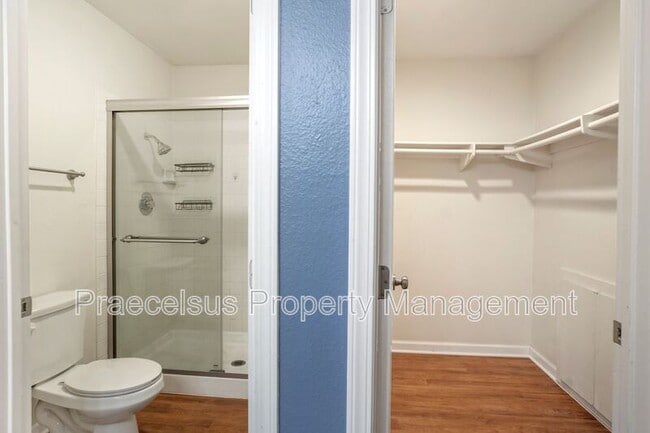 Building Photo - 1535 Apache Dr