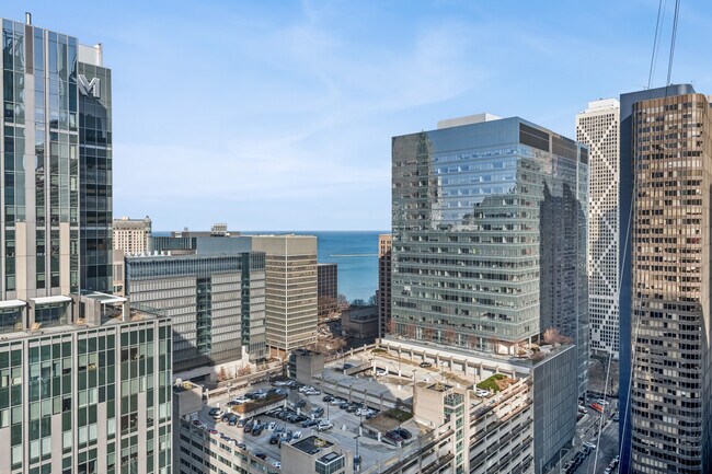 Building Photo - 600 N Fairbanks Ct