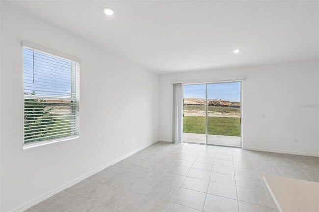 Building Photo - 7621 WATERSCAPE Dr