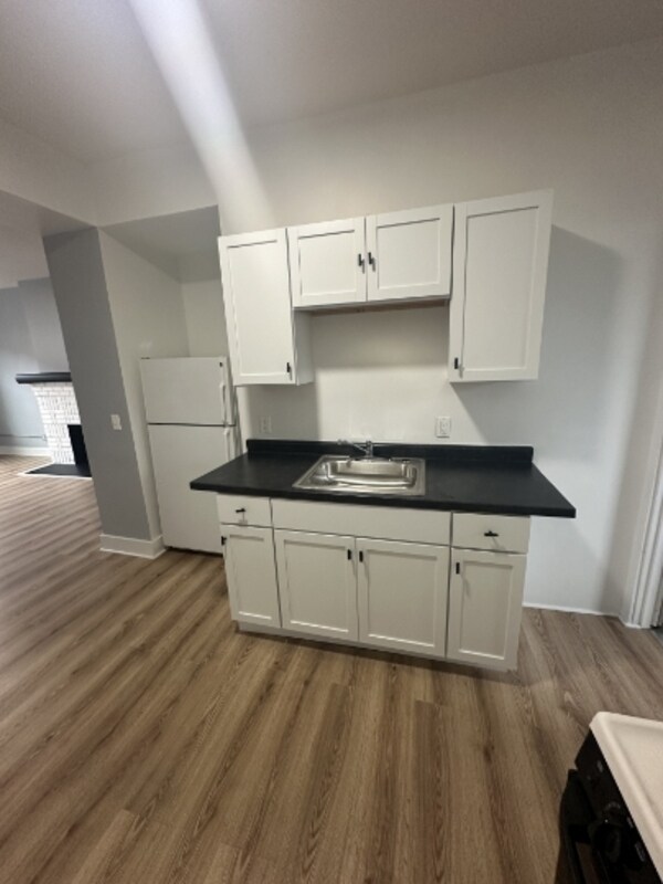 Building Photo - 2654 N Moreland Blvd