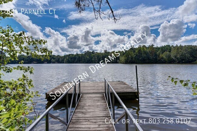 Building Photo - 834 Parnell Ct