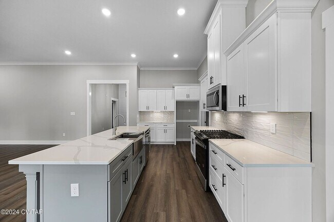 Building Photo - ****Beautiful New Construction-Luxury Living****