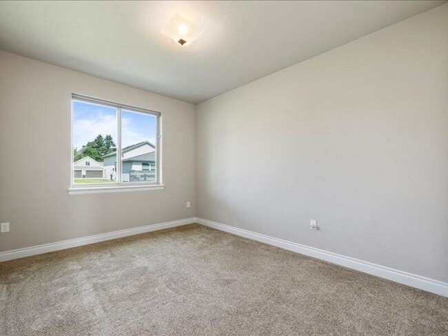 Building Photo - 1615 Palermo Ave