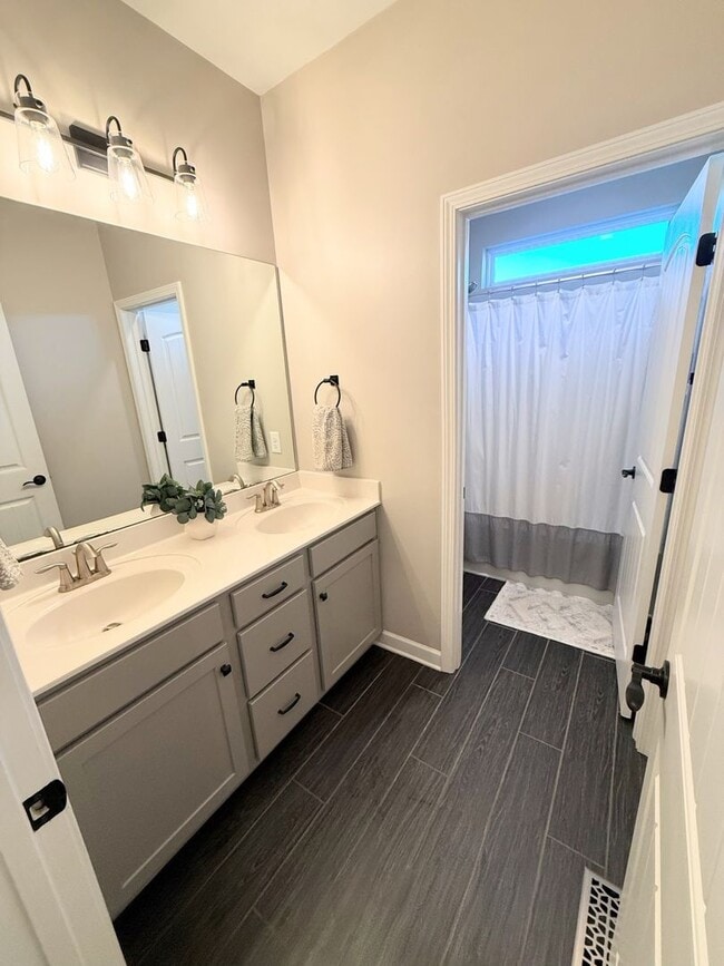 Building Photo - Beautiful 3BR Home with Office on Large .34-Acre Lot-  Spacious Single-Story Living in Stewarts C...