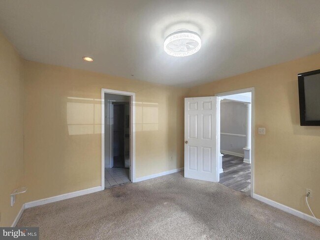 Building Photo - 6832 Hayley Ridge Way