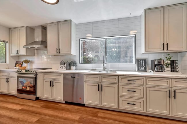 Building Photo - 47 Fleming Ave