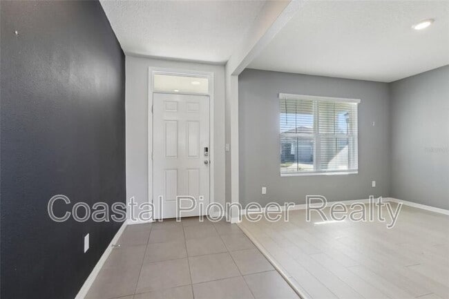 Building Photo - 2604 Knight Island Dr