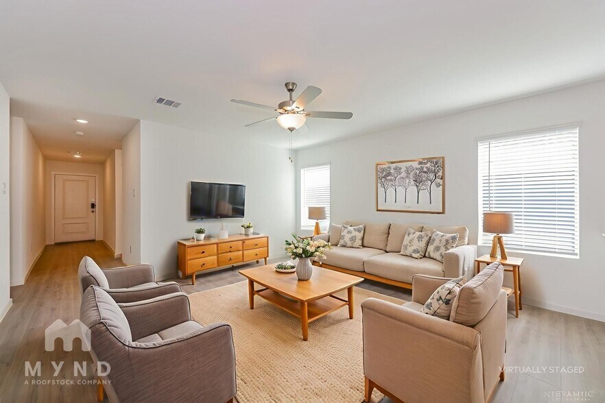 Building Photo - 2756 Ctr Crk Ln