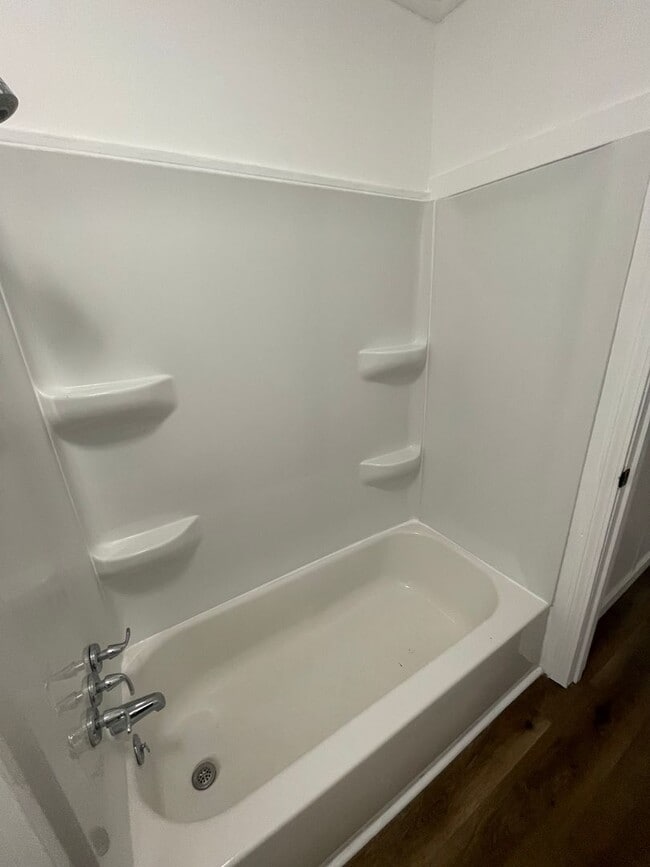 Building Photo - House in Paducah city limits 2–1