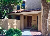 Building Photo - 10424 N 11th Pl