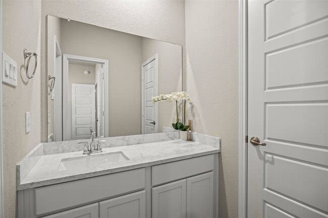 Building Photo - 15910 Jordan Mdw Wy