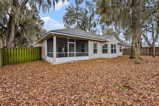 Building Photo - 1780 SW 65th Dr