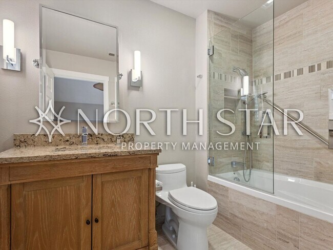 Building Photo - First Addition Townhome in Prime Location