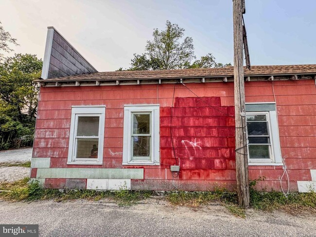 Building Photo - 119 N 2nd St