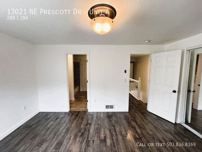 Building Photo - 13021 NE Prescott Dr