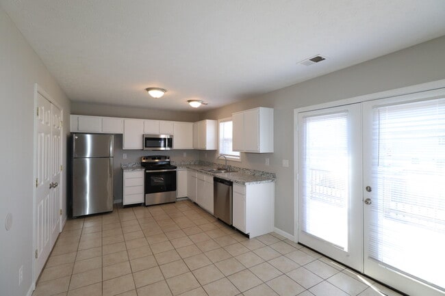 Building Photo - 625 Miles Rd