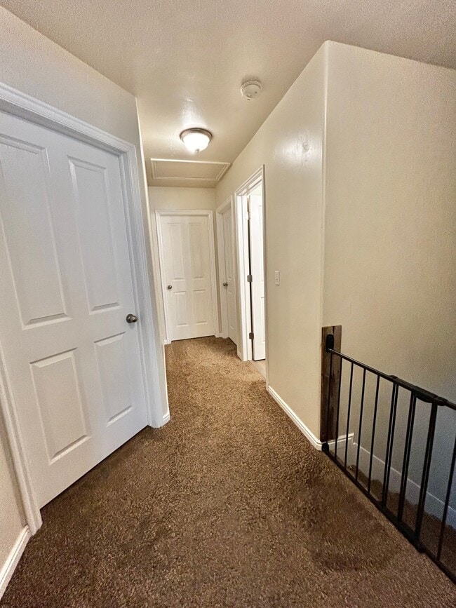 Building Photo - 1801 E 920 S