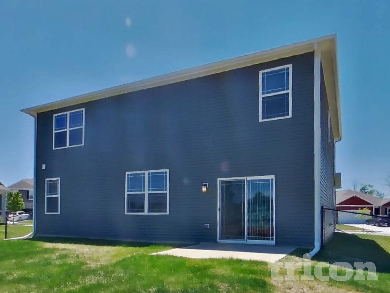 Building Photo - 1658 Fairmount Dr