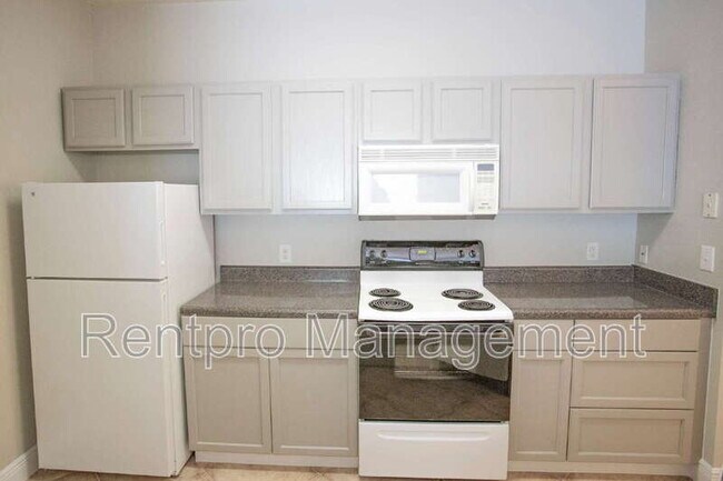 Building Photo - 4802 51st St W