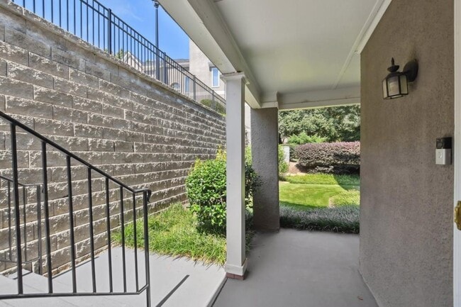 Building Photo - 19 Normandy Ct NE