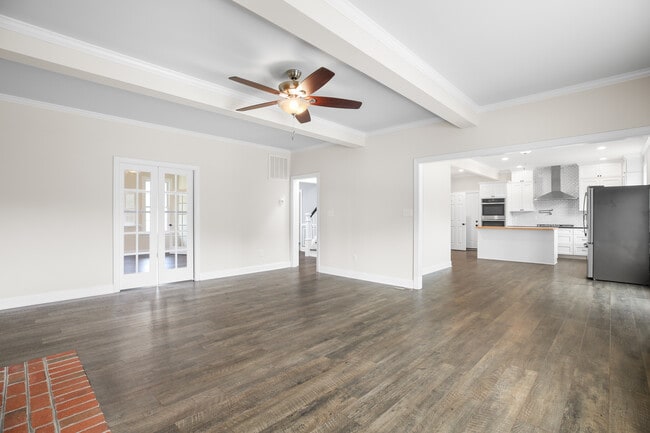 Building Photo - 6337 Louisianna Rd