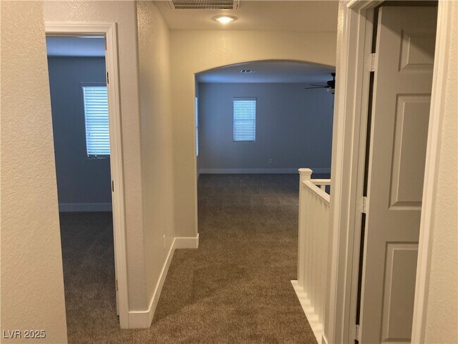 Building Photo - 9068 W Palomino Park Ct