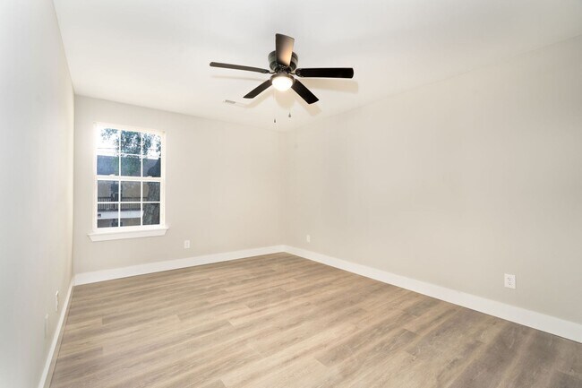 Building Photo - 3313 Florida Ave