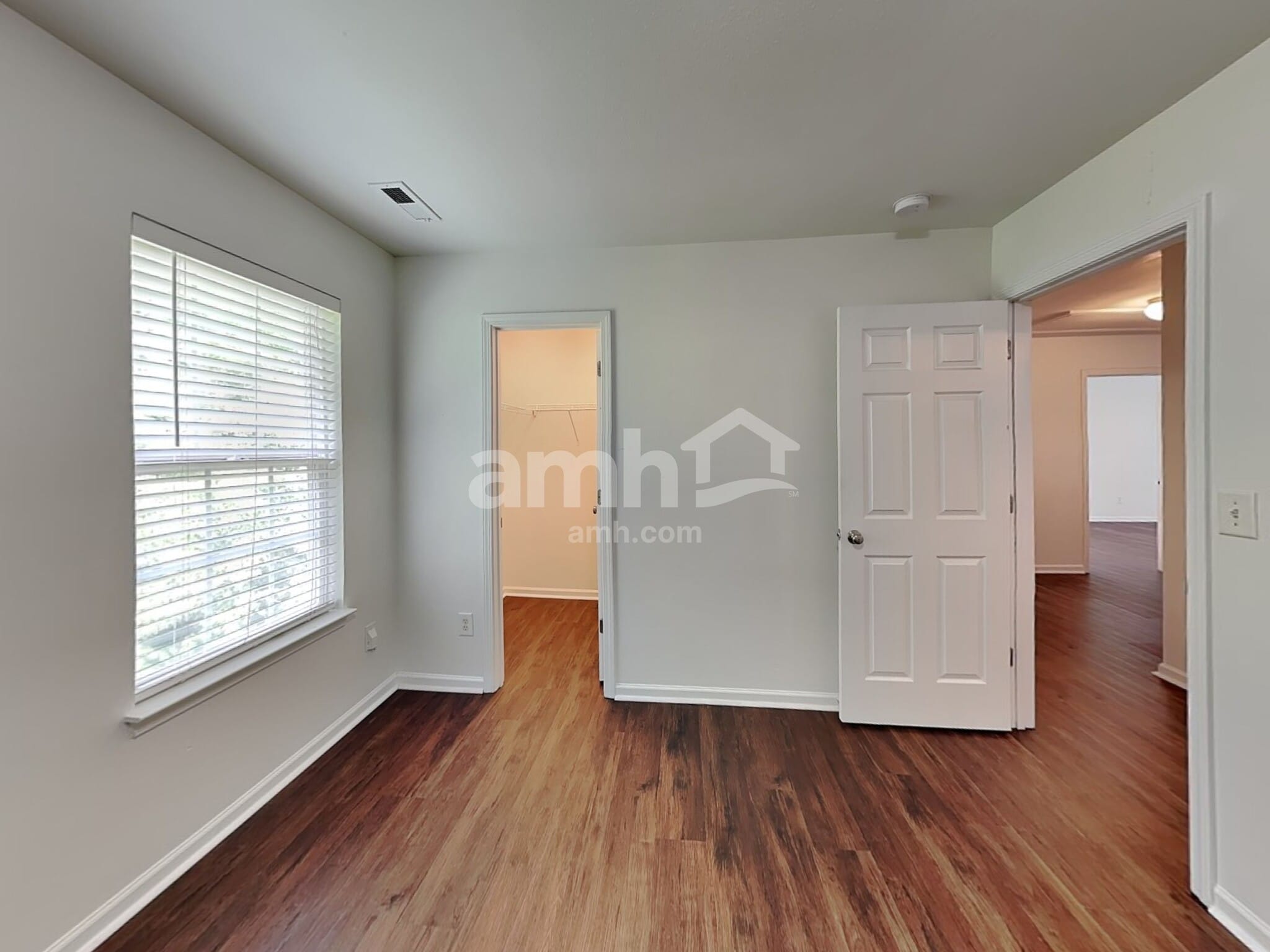 Building Photo - 5001 Autumn Oak Dr