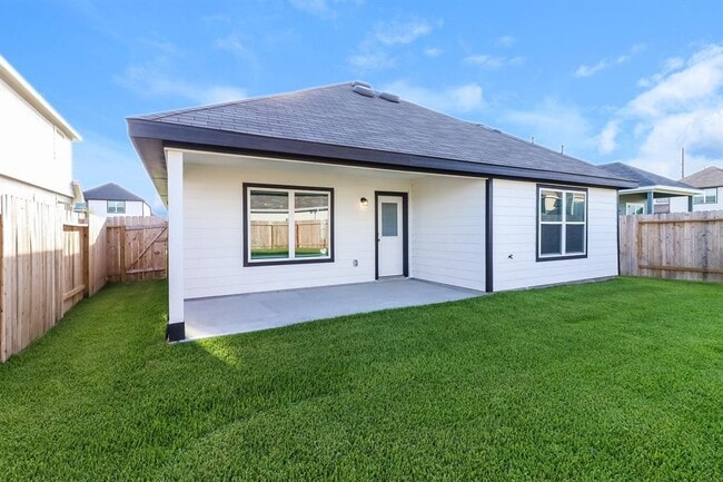 Building Photo - 5107 Hector Gustavo Dr