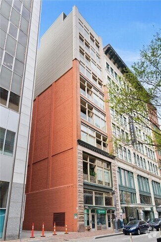 Building Photo - 941 Penn Ave