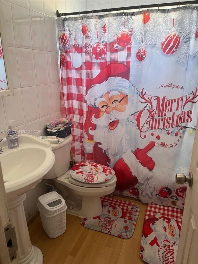 Building Photo - 900 Euclid Ave