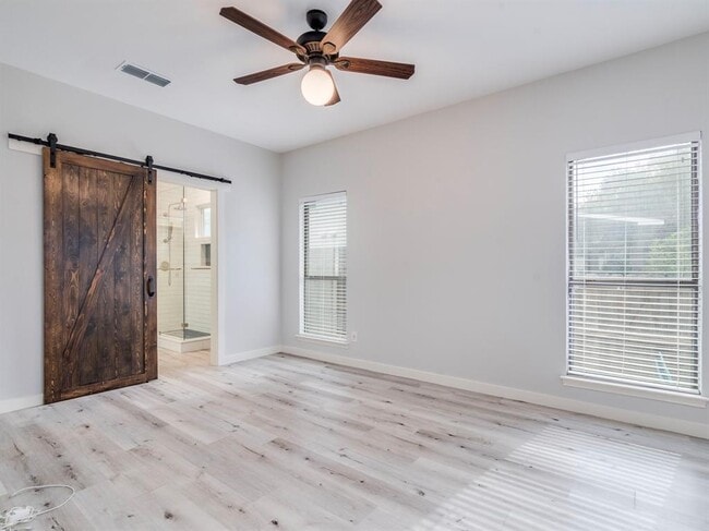 Building Photo - 7933 Wheel Rim Cir