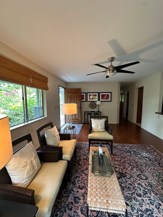 Building Photo - Fully Furnished- All Utilities Included- 1bd & 1 1/2 bath