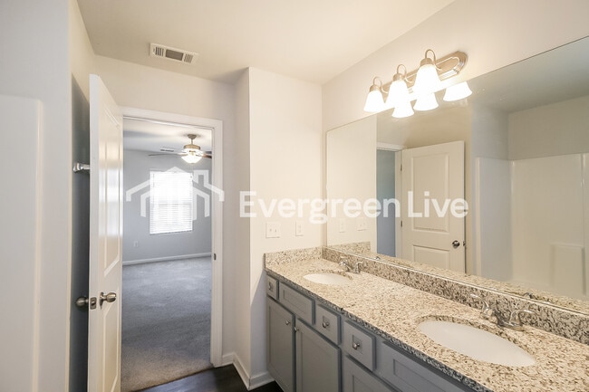 Building Photo - 108 Loblolly Ln