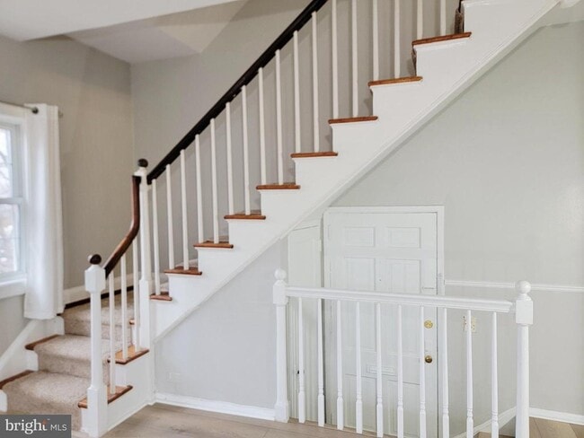 Building Photo - 3408 Gunston Rd