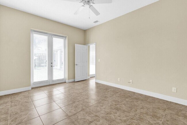 Building Photo - 1280 S Village Square