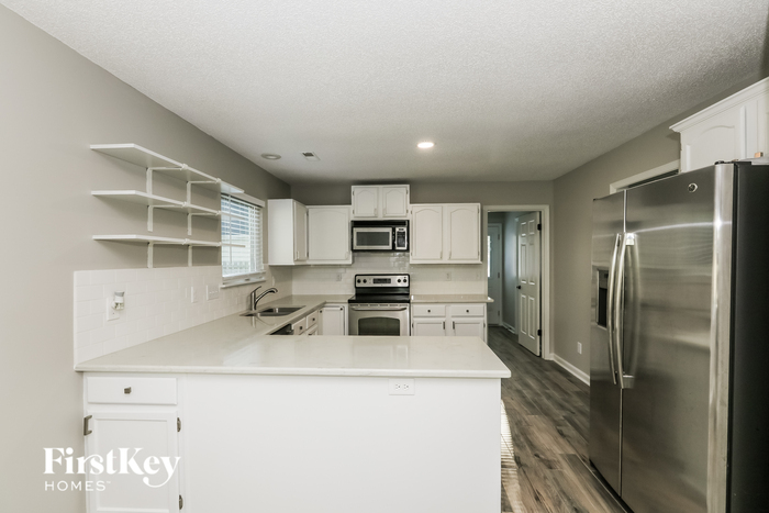 Building Photo - 8416 Leeper Dr