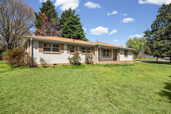 Building Photo - 13 Hearthwood Ct