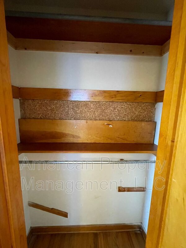 Building Photo - 2644 S Winston Ave