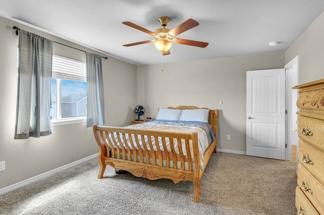 Building Photo - Charming 2-story home in Lorson Ranch