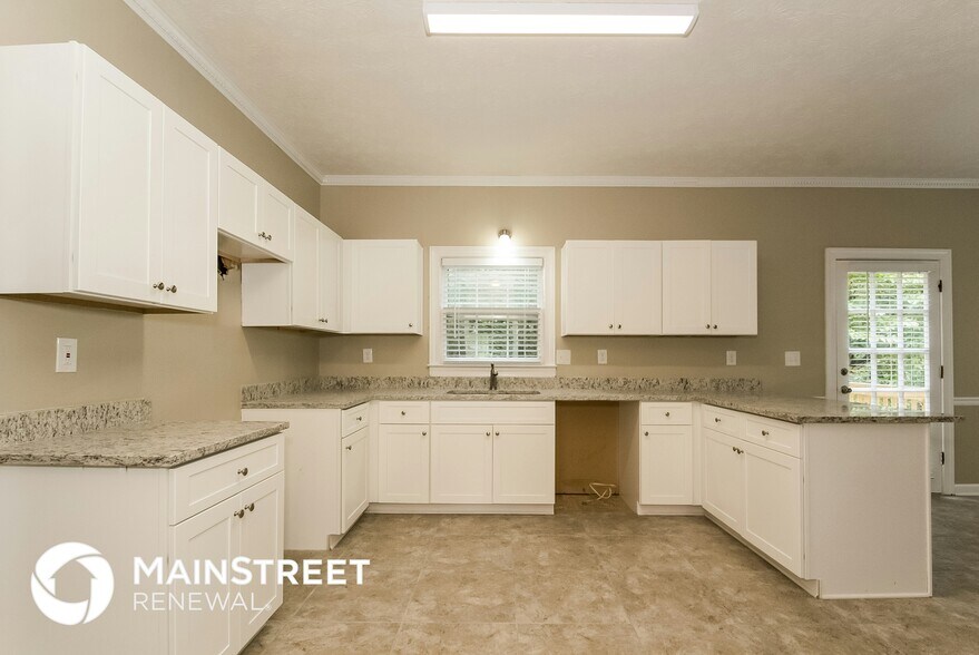 Building Photo - 1177 Justin Ln