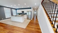 Building Photo - 1533 Forest Ave