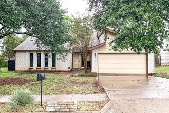 Building Photo - 11803 Hyacinth Dr