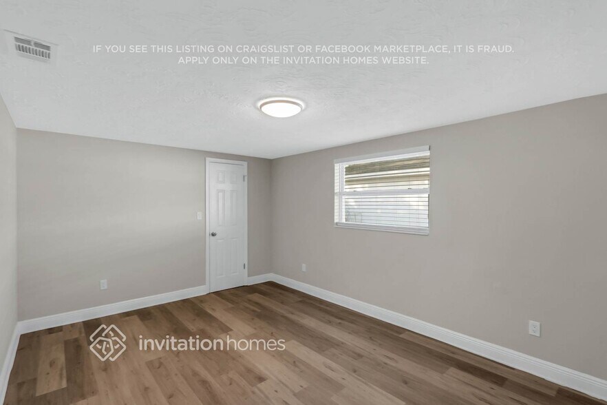 Building Photo - 3416 Seffner Dr
