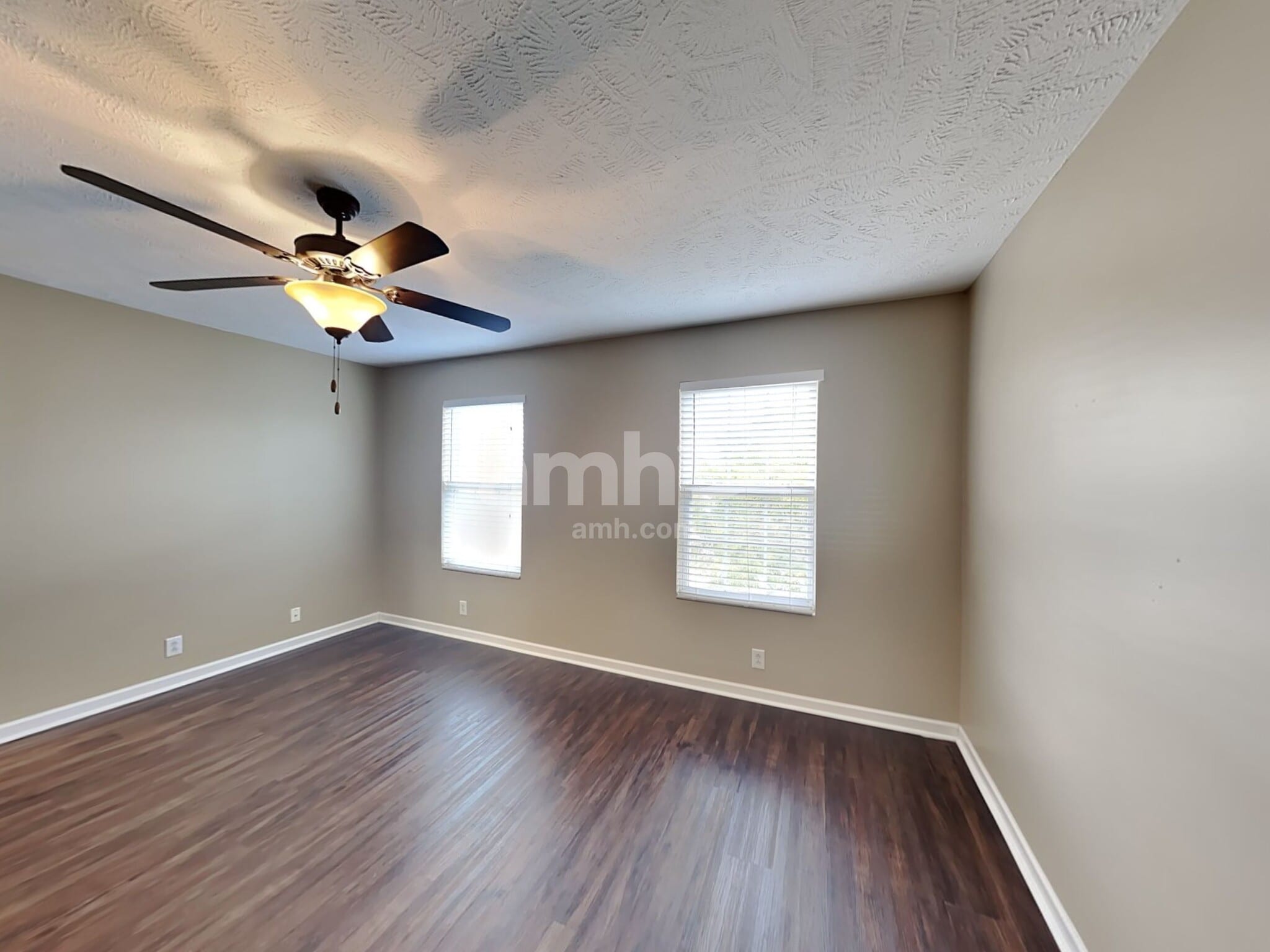 Building Photo - 4861 Nina Marie Ave