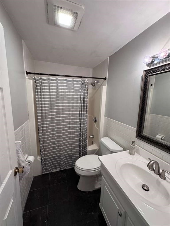 Building Photo - 20 Central St