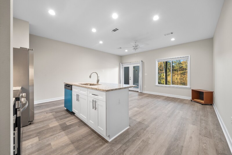 Building Photo - 165 Pebble Beach Pl