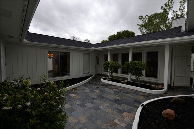 Building Photo - 14314 Piping Rock Ln