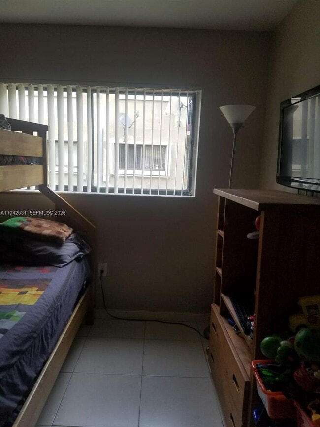 Building Photo - 7403 SW 152nd Ave