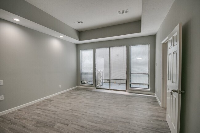 Building Photo - 923 Cranberry Hill Ct